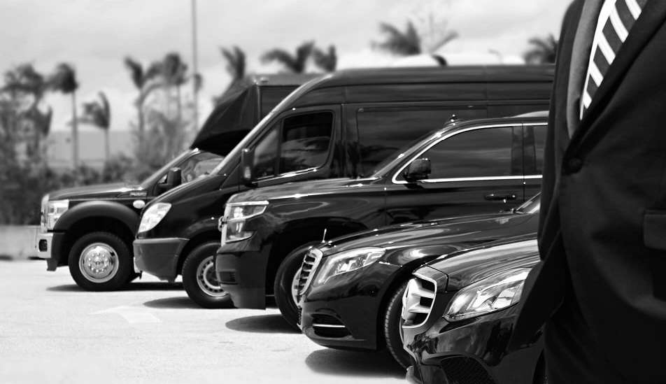 Why Hire Chauffeur Service in Abu Dhabi?