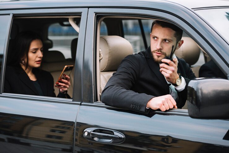 lady hire a professional chauffeur service sharjah, abu dhabi